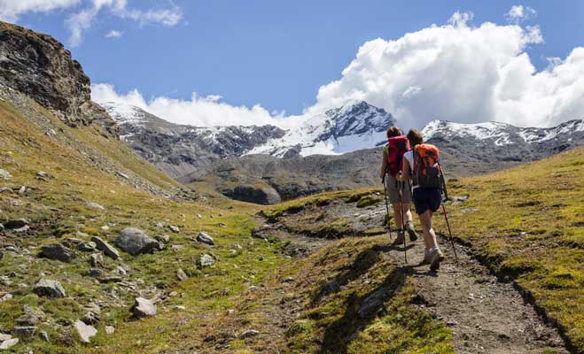 5-step guide to trail walking