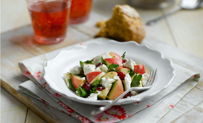 Goat’s cheese and Pink Lady snack salad